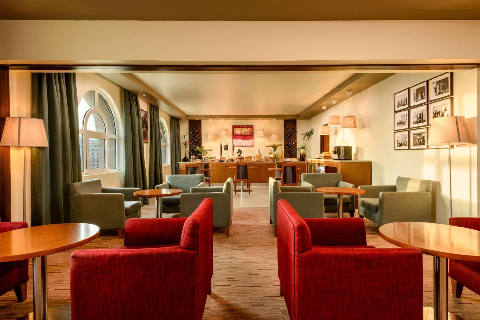Hotel Radisson Blu Hotel, 4*