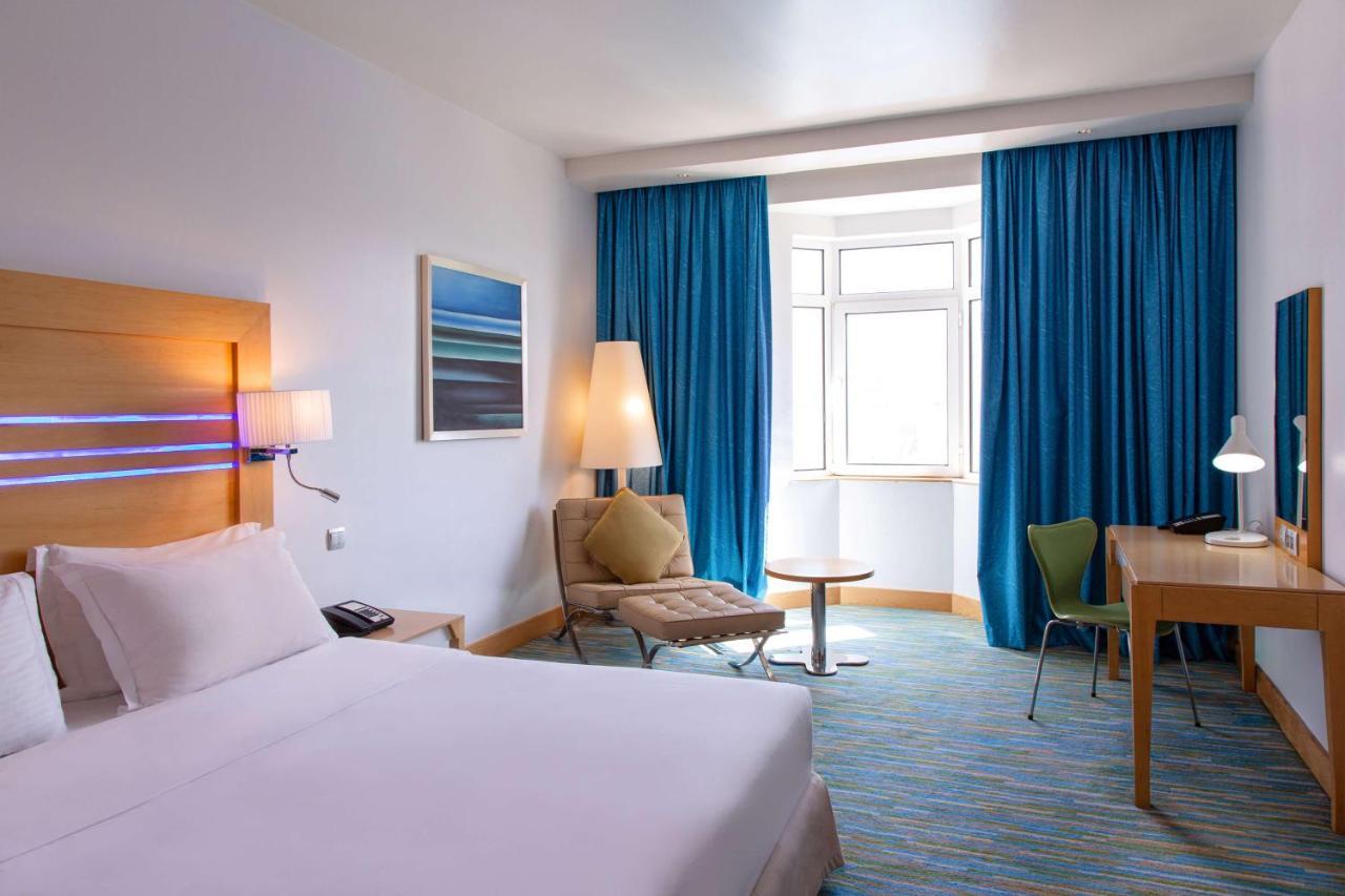 Radisson Blu Hotel, 4*