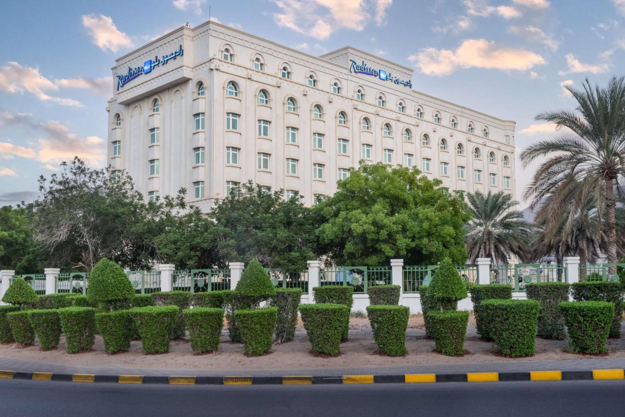 Radisson Blu Hotel, 4*