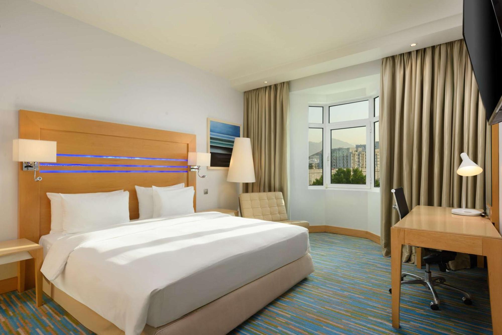 Radisson Blu Hotel, Hotel Muscat