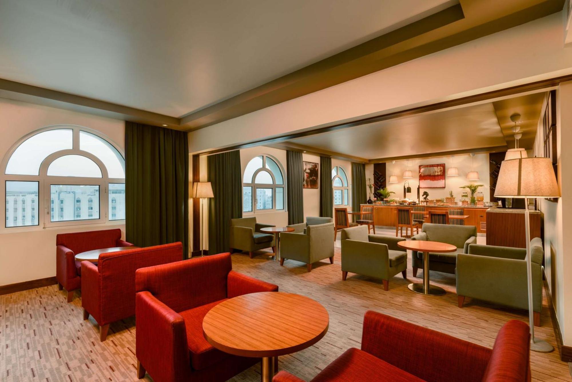 Radisson Blu Hotel, 4*